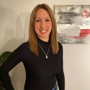 Meet your Posher, Genevieve